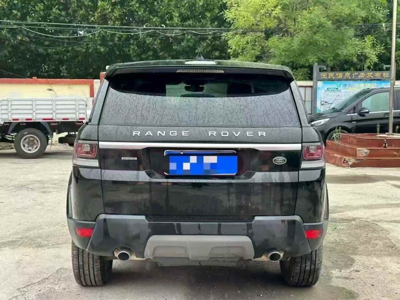 淄博17年路虎揽胜运动8