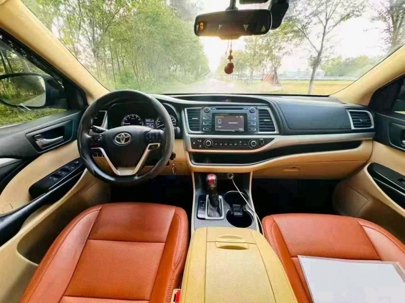 苏州20年丰田汉兰达4