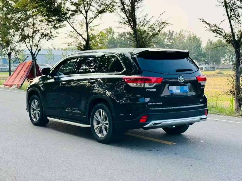 苏州20年丰田汉兰达9