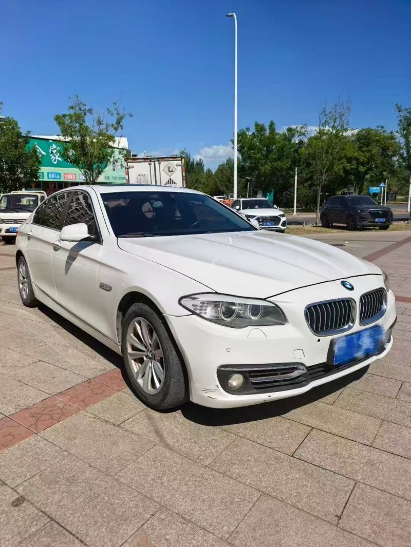 保定12年宝马5系4