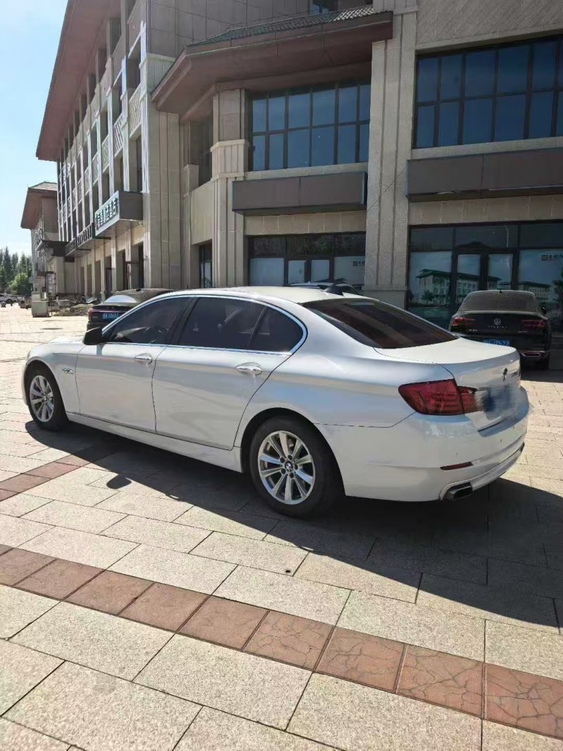 保定12年宝马5系6