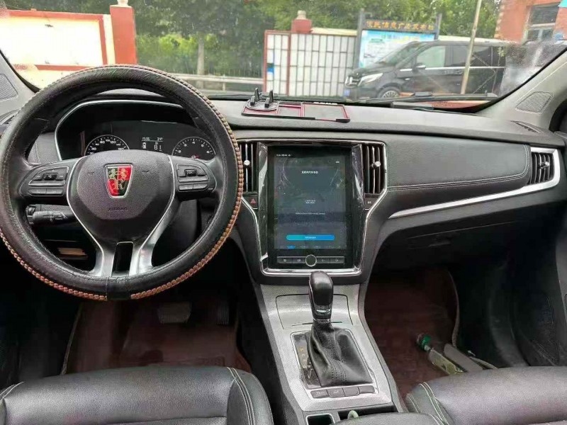 淄博19年荣威RX57