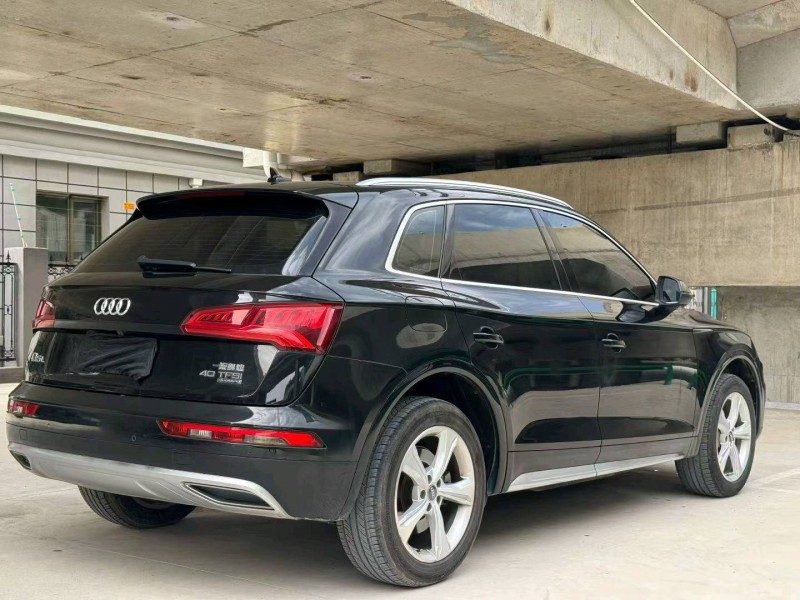 温州19年奥迪Q57