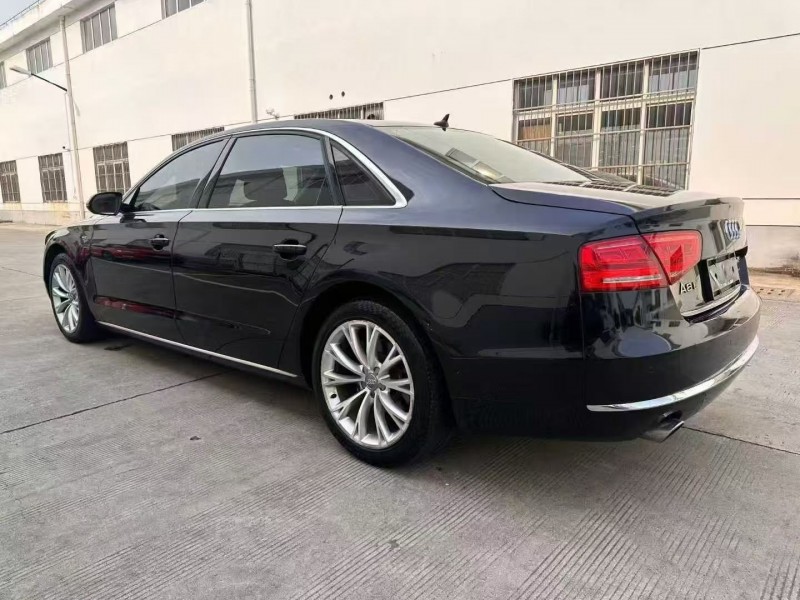 湖州14年奥迪A8L9