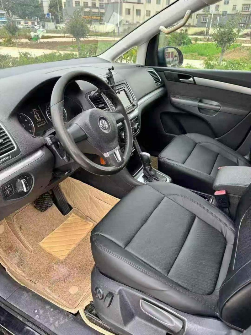 青岛15年大众夏朗4