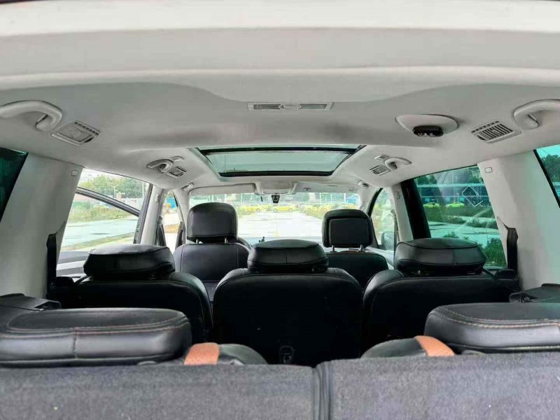 青岛15年大众夏朗6