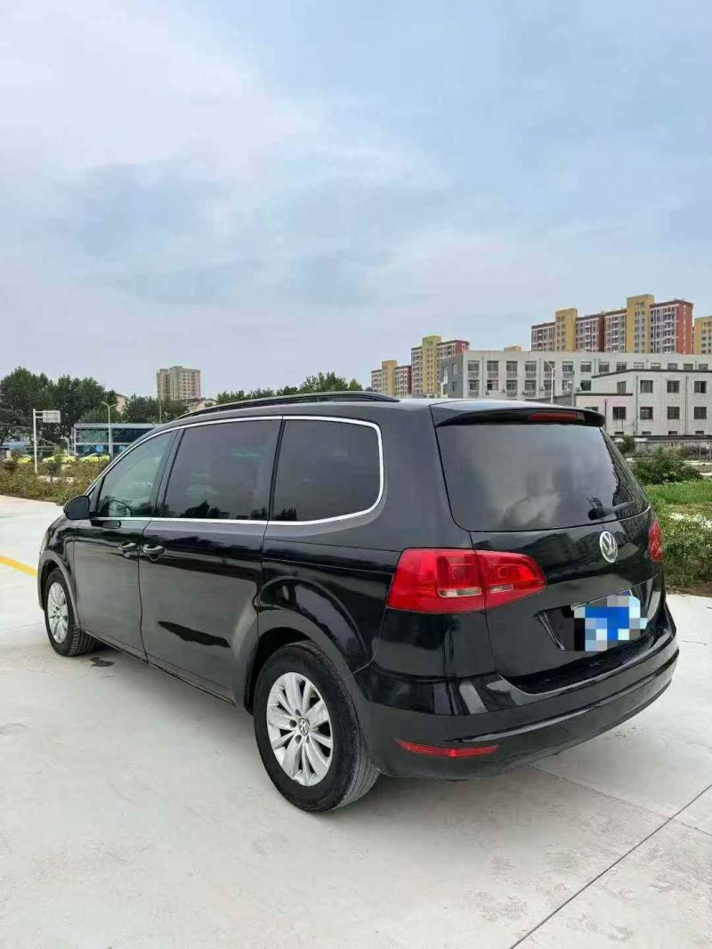 青岛15年大众夏朗9