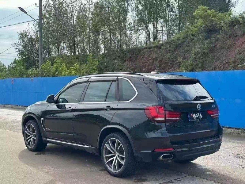 东营15年宝马X58
