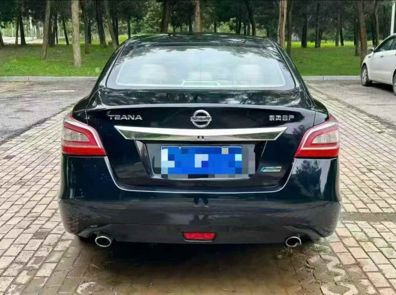 泰安16年日产天籁6