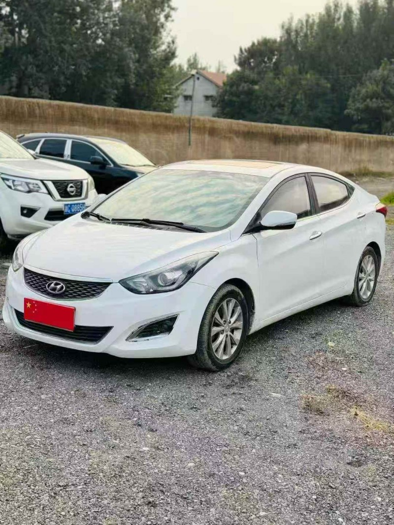 安阳17年现代朗动3