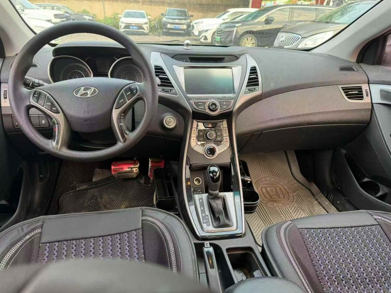 安阳17年现代朗动4