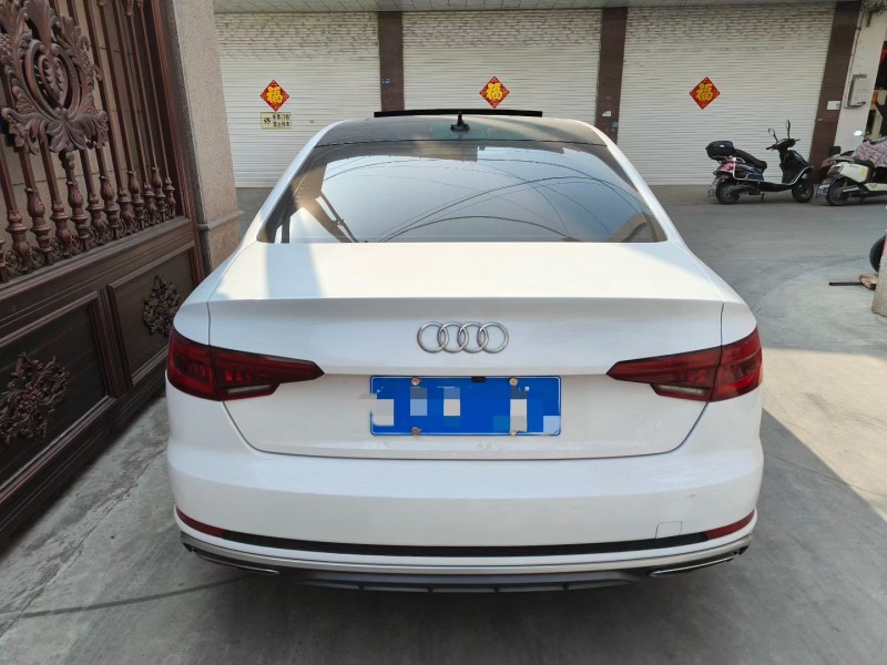 济宁19年奥迪A4L7