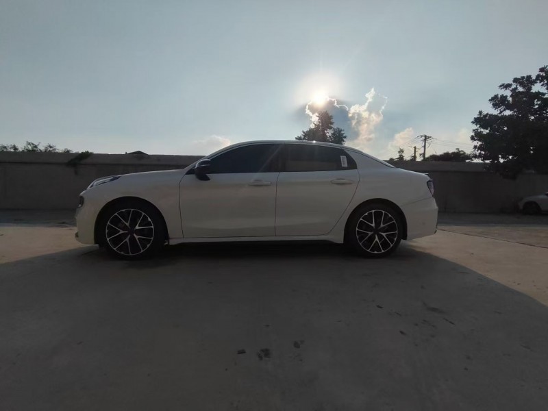 济宁20年领克033