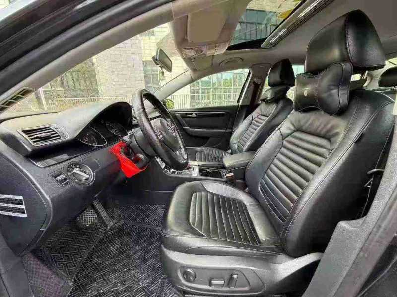 佛山13年大众迈腾4