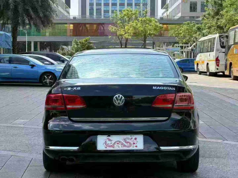 佛山13年大众迈腾9