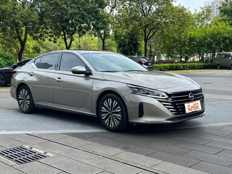 佛山24年日产天籁3