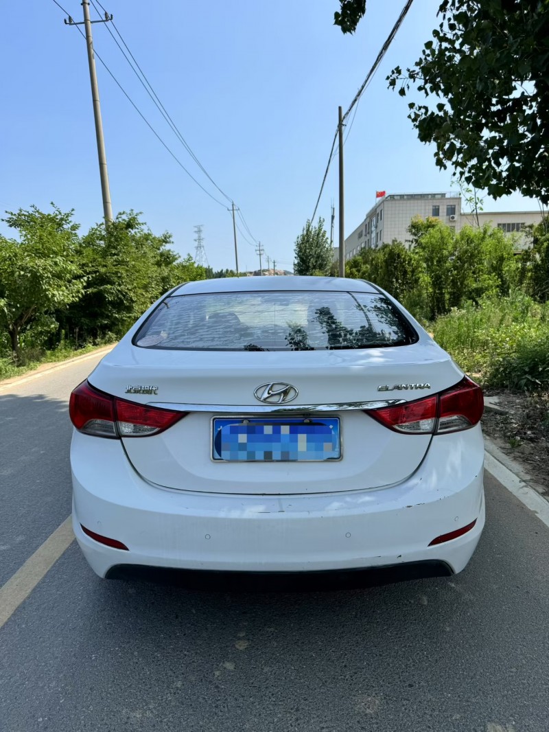 青岛15年现代朗动9