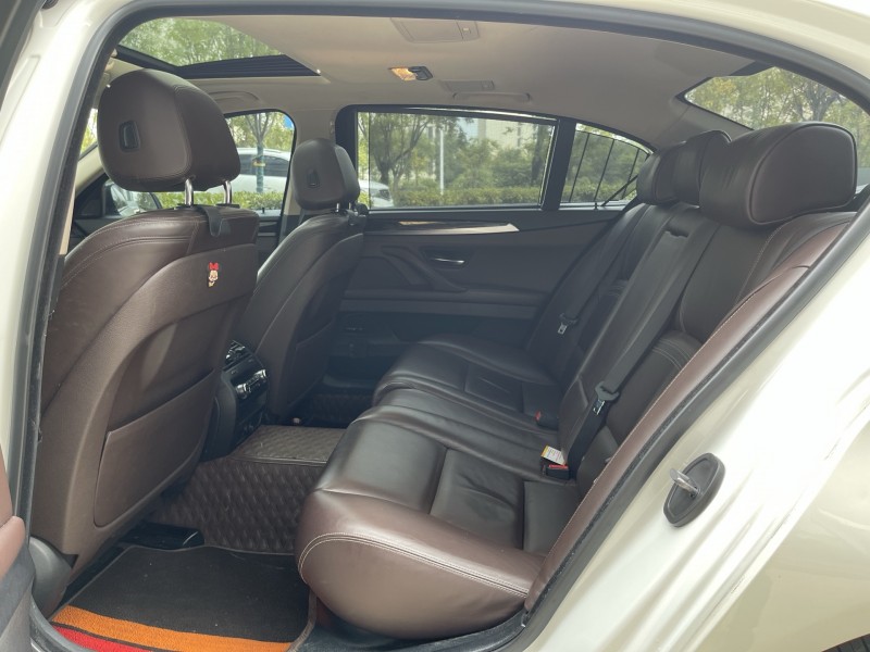 济宁15年宝马5系6