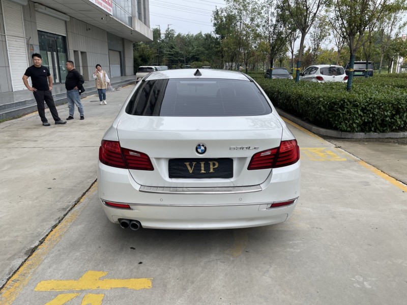 济宁15年宝马5系9