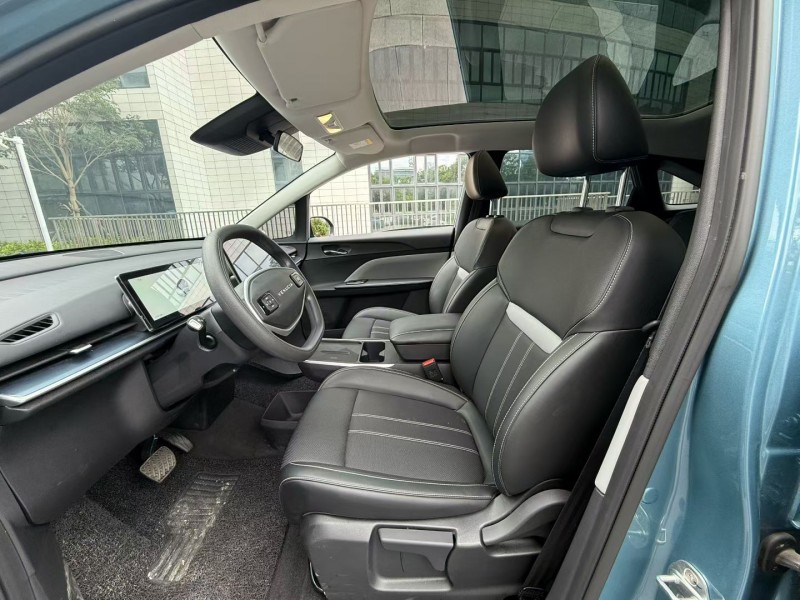 佛山25年启辰VX64