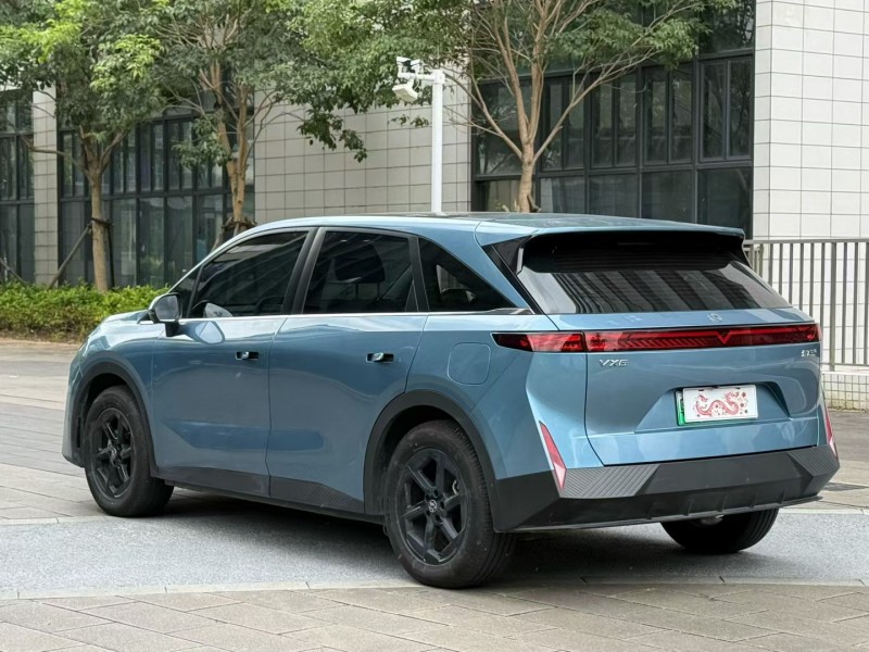 佛山25年启辰VX67