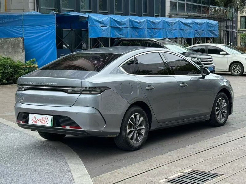 佛山24年比亚迪驱逐舰7