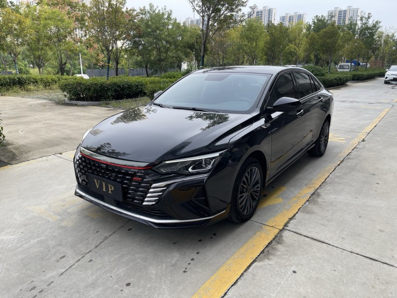 济宁22年东风奕炫3