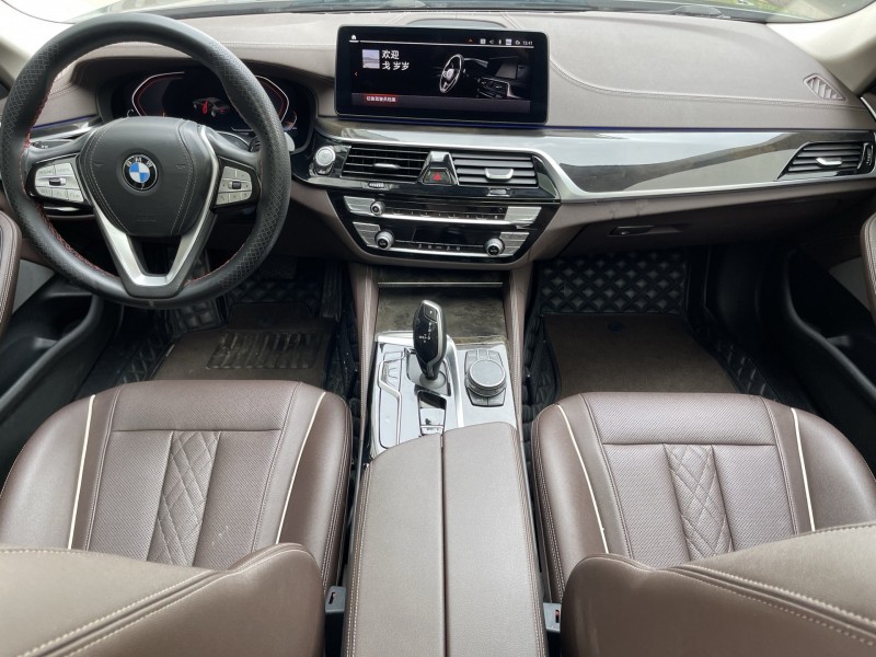 济宁21年宝马5系5