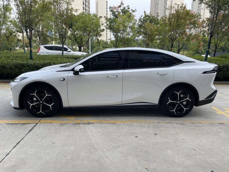 济宁24年长安汽车深蓝7