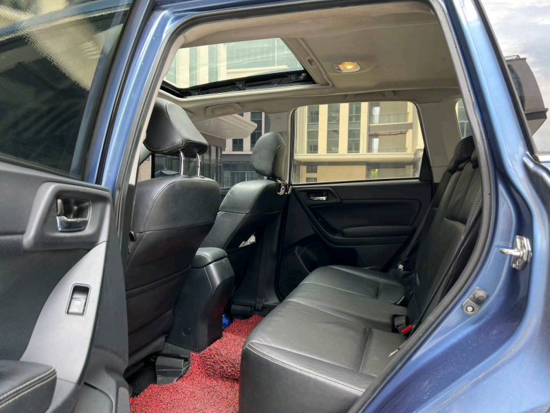 广州14年斯巴鲁森林人5