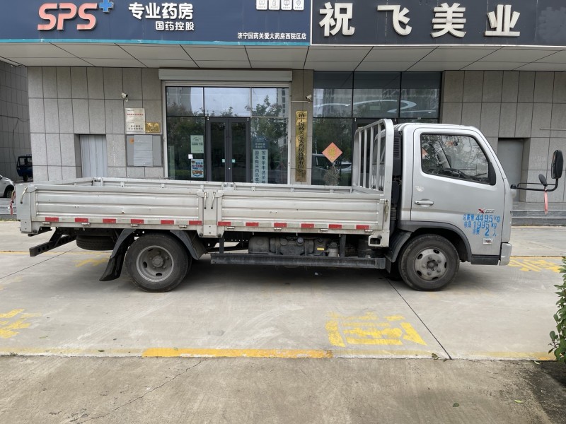 济宁24年福田欧马可8