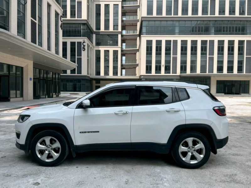 广州17年Jeep指南者9