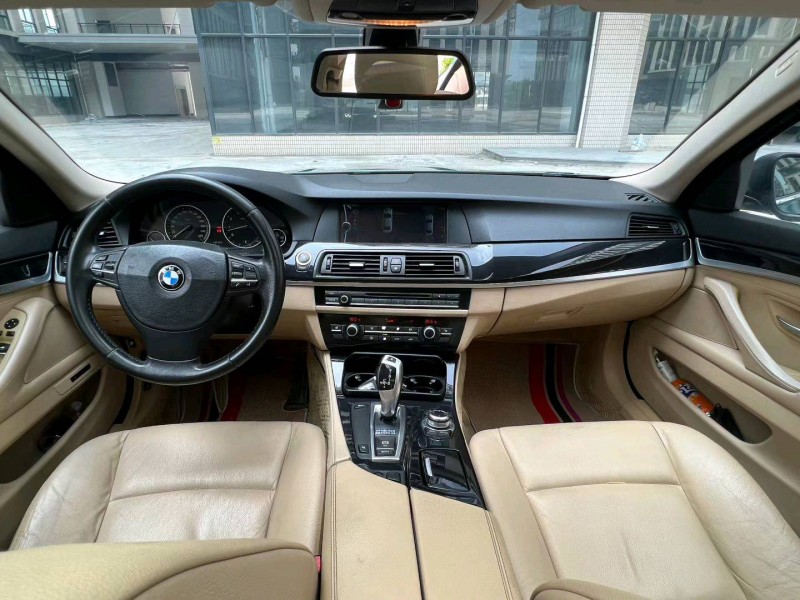 广州11年宝马5系3