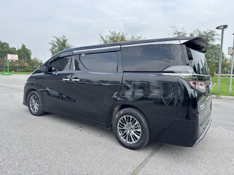 盐城19年丰田威尔法4