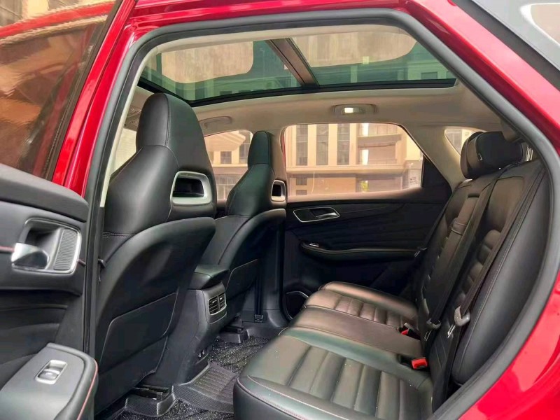 广州18年名爵HS7