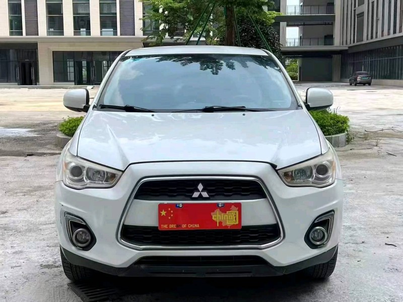 广州16年三菱劲炫1