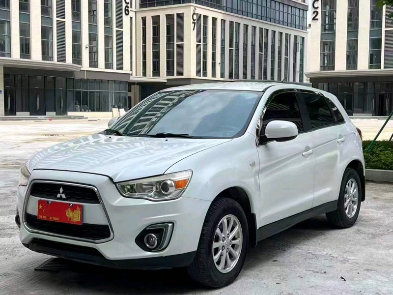 广州16年三菱劲炫2