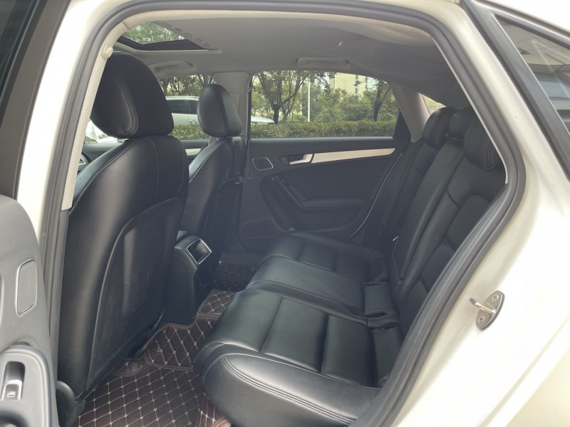 济宁13年奥迪A4L6