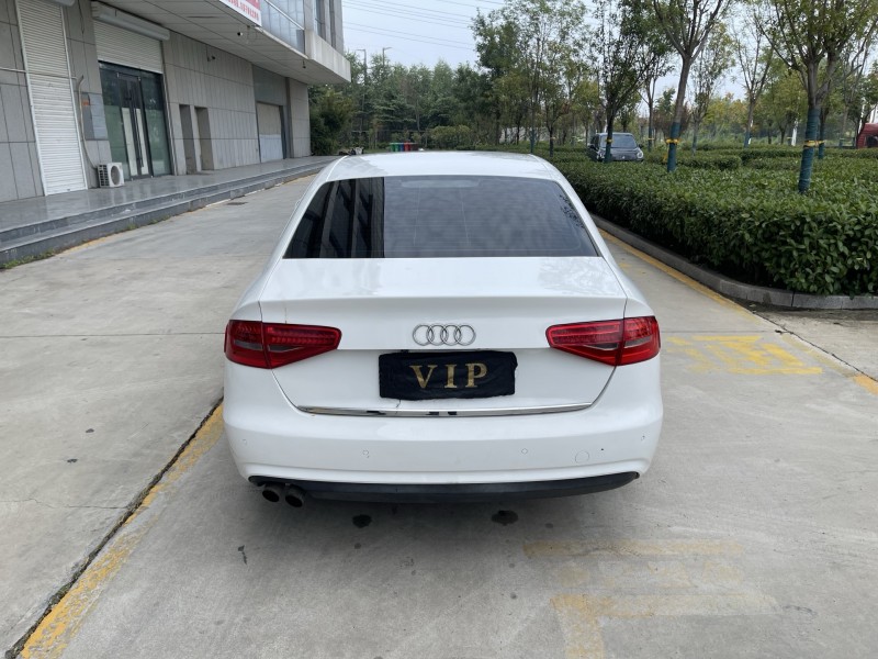 济宁13年奥迪A4L9