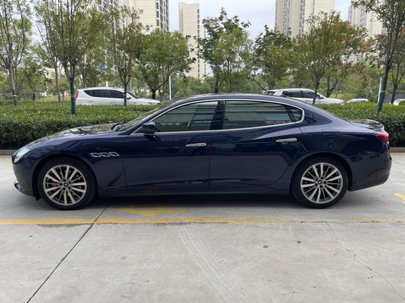 济宁17年玛莎拉蒂总裁8