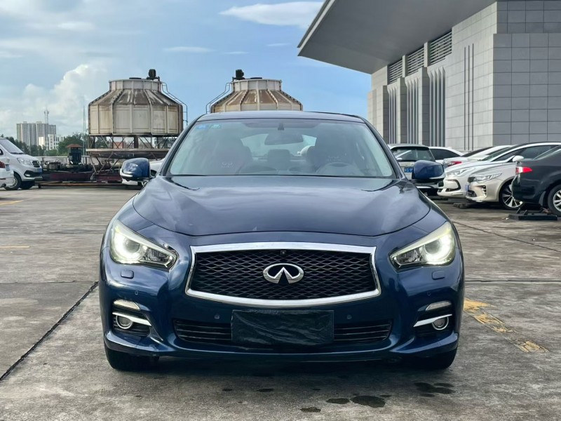 东莞17年英菲尼迪Q50L1