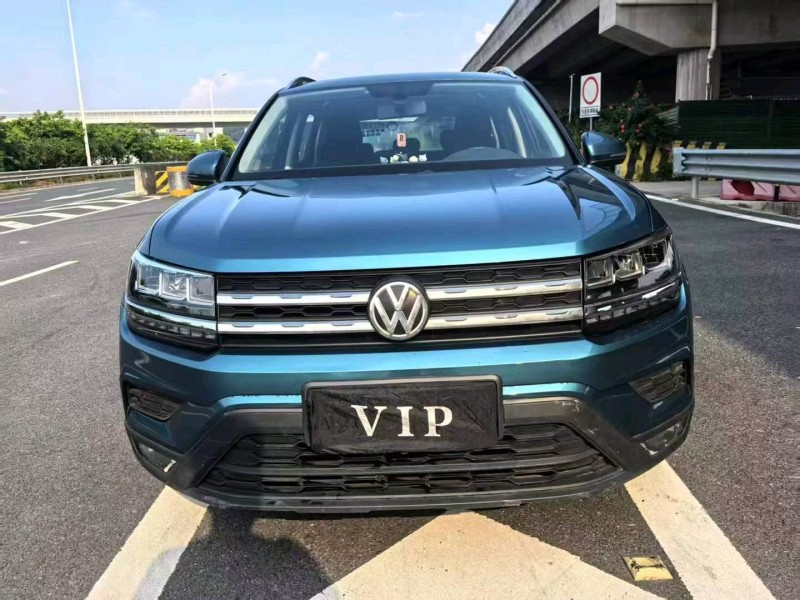 广州19年大众途岳1