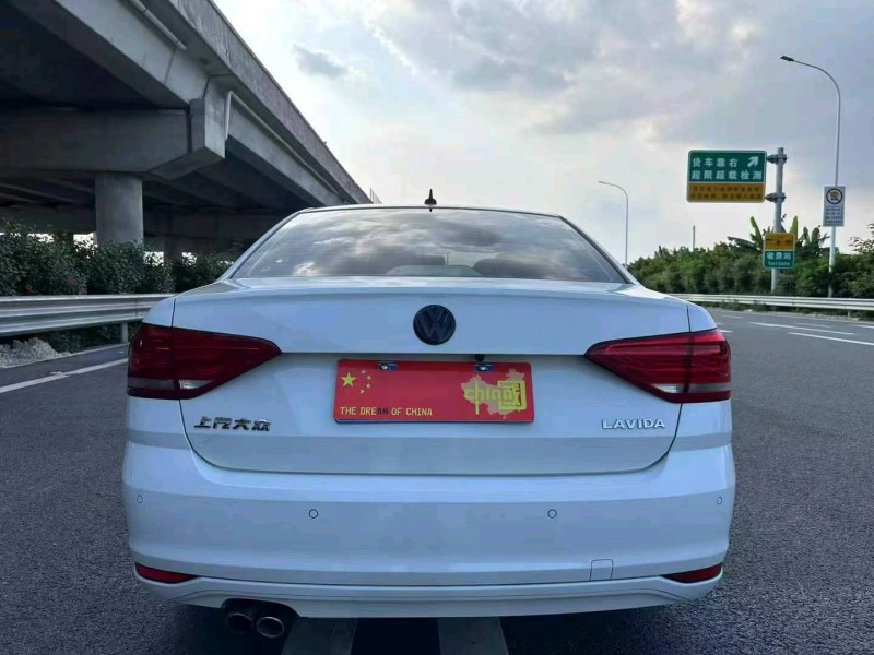 广州17年大众朗逸5