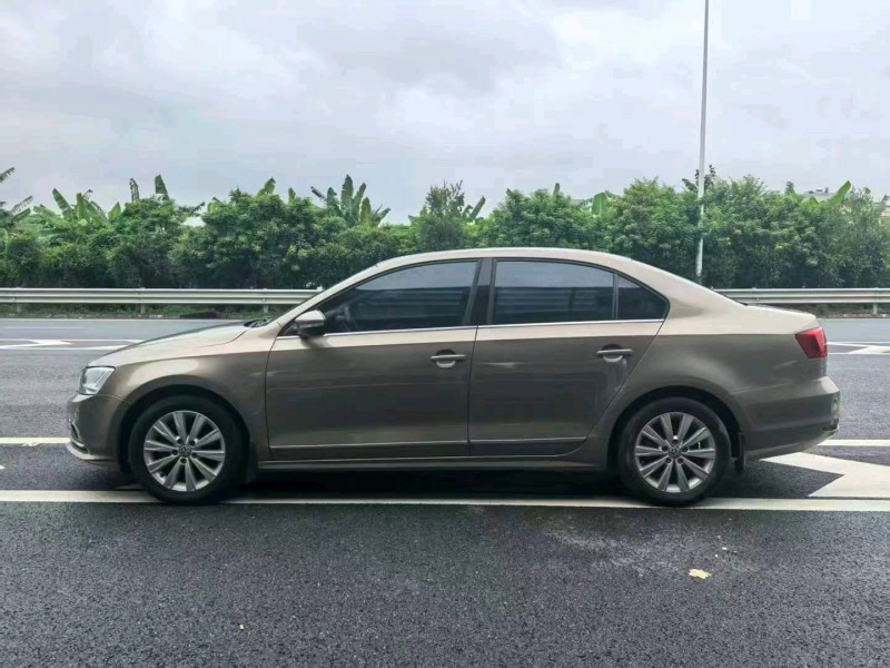 广州16年大众速腾6