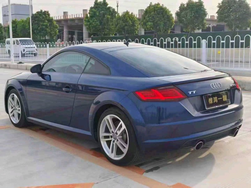 南宁17年奥迪TT5