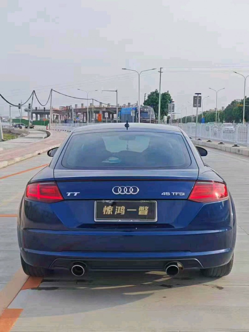 南宁17年奥迪TT9