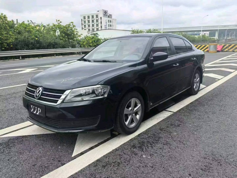 广州13年大众朗逸2