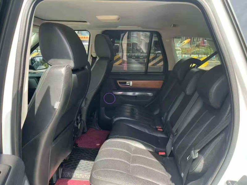 广州12年路虎揽胜运动6