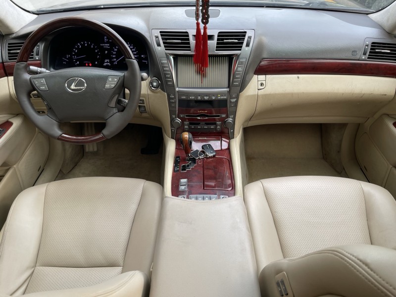 济宁07年雷克萨斯LS6