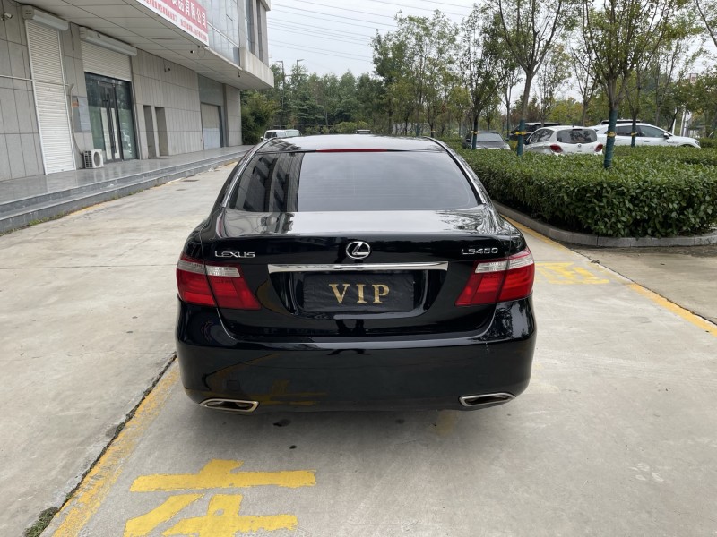 济宁07年雷克萨斯LS9
